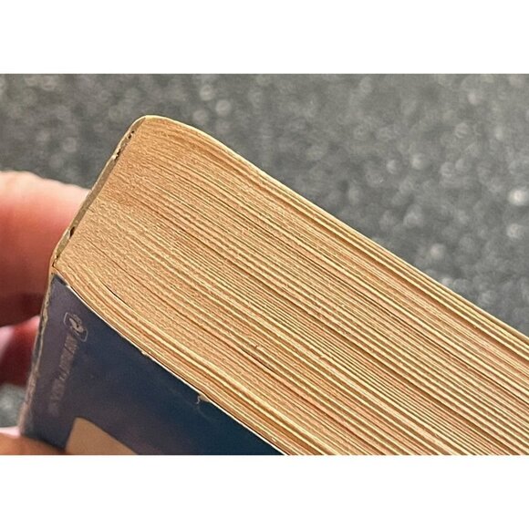 Passages: Predictable Crises of Adult Life GAIL SHEEHY 1977 Paperback - Picture 4 of 11